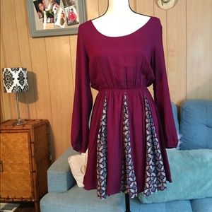 🪅 Entro Maroon‎ Printed Pleats Dress